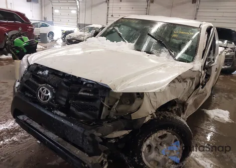 2014 Toyota Tacoma z USA, uszkodzony, nr VIN 5TFTX4CN0EX045283